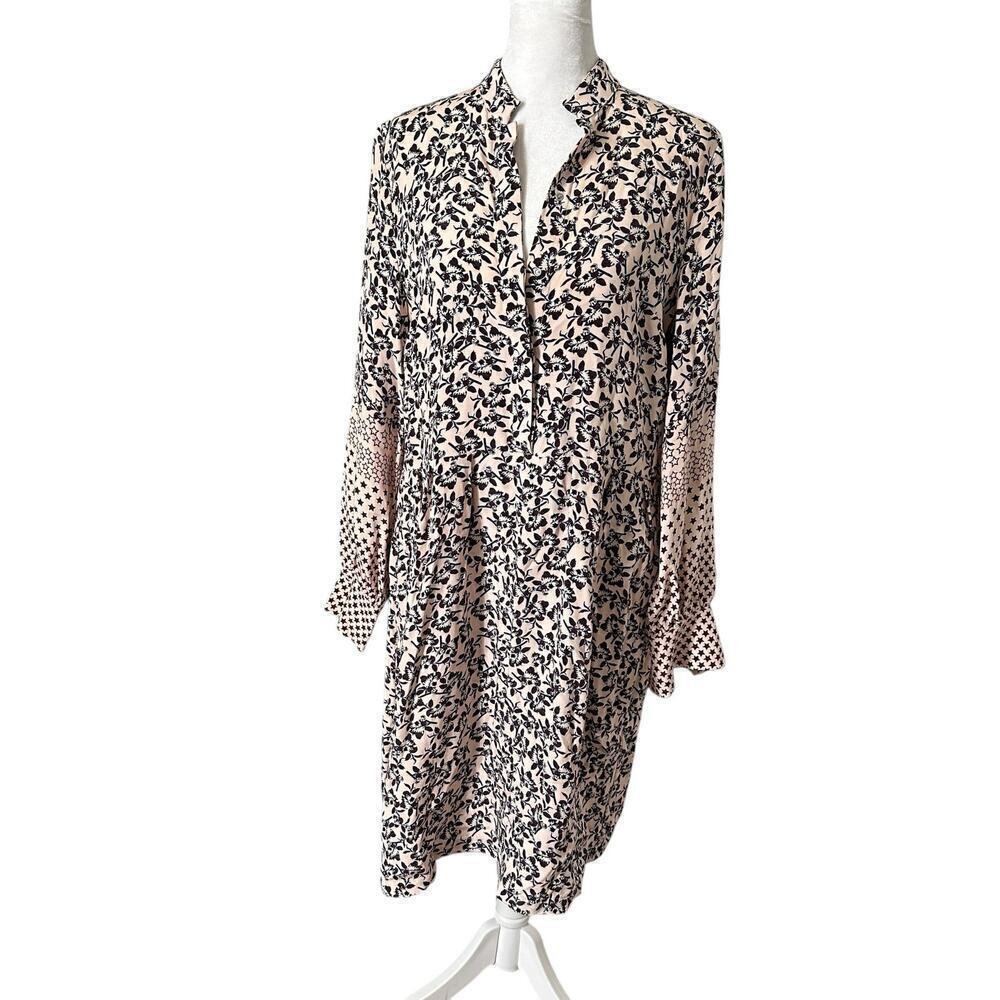 Mother of Pearl white black floral stars long sleeve collared dress size 6